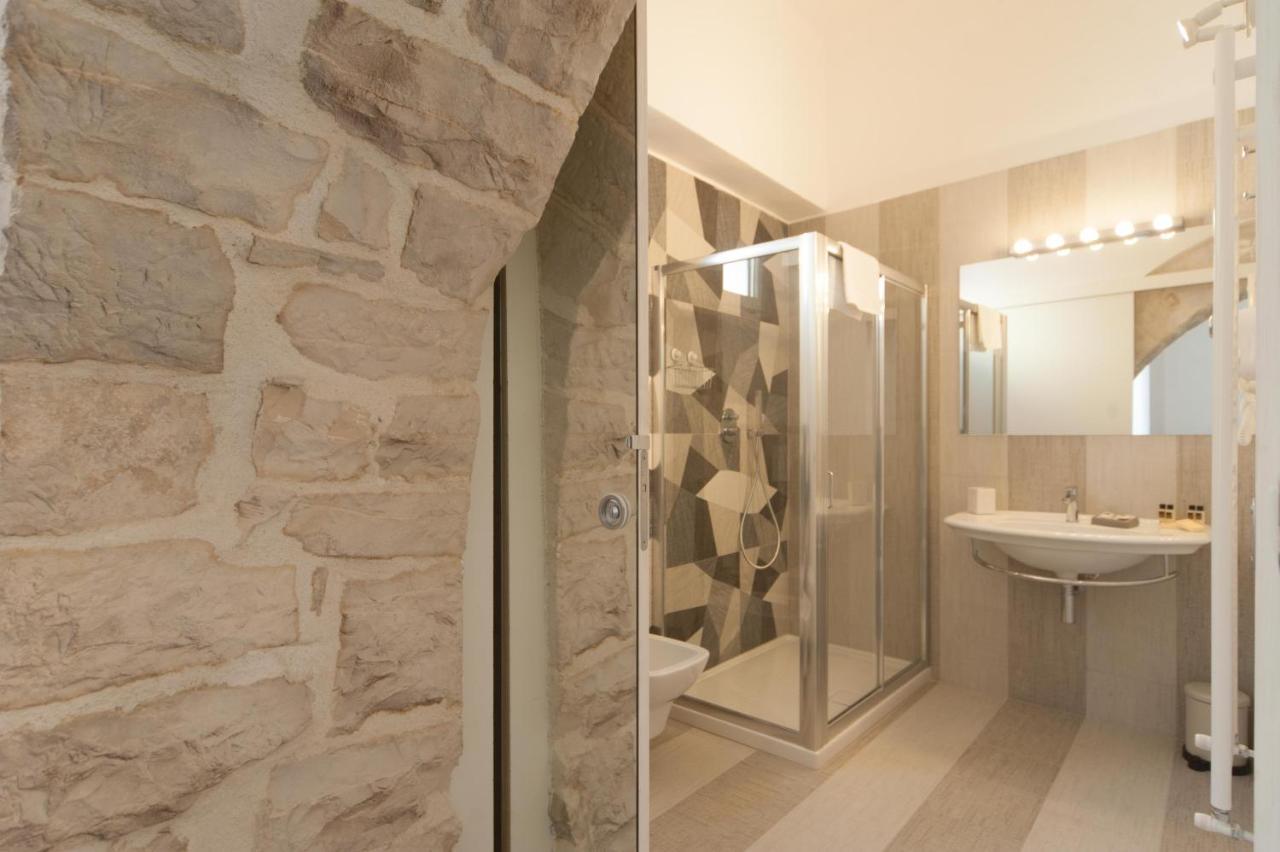 La Cattedrale Dai Tetti Bed and Breakfast Trani Εξωτερικό φωτογραφία