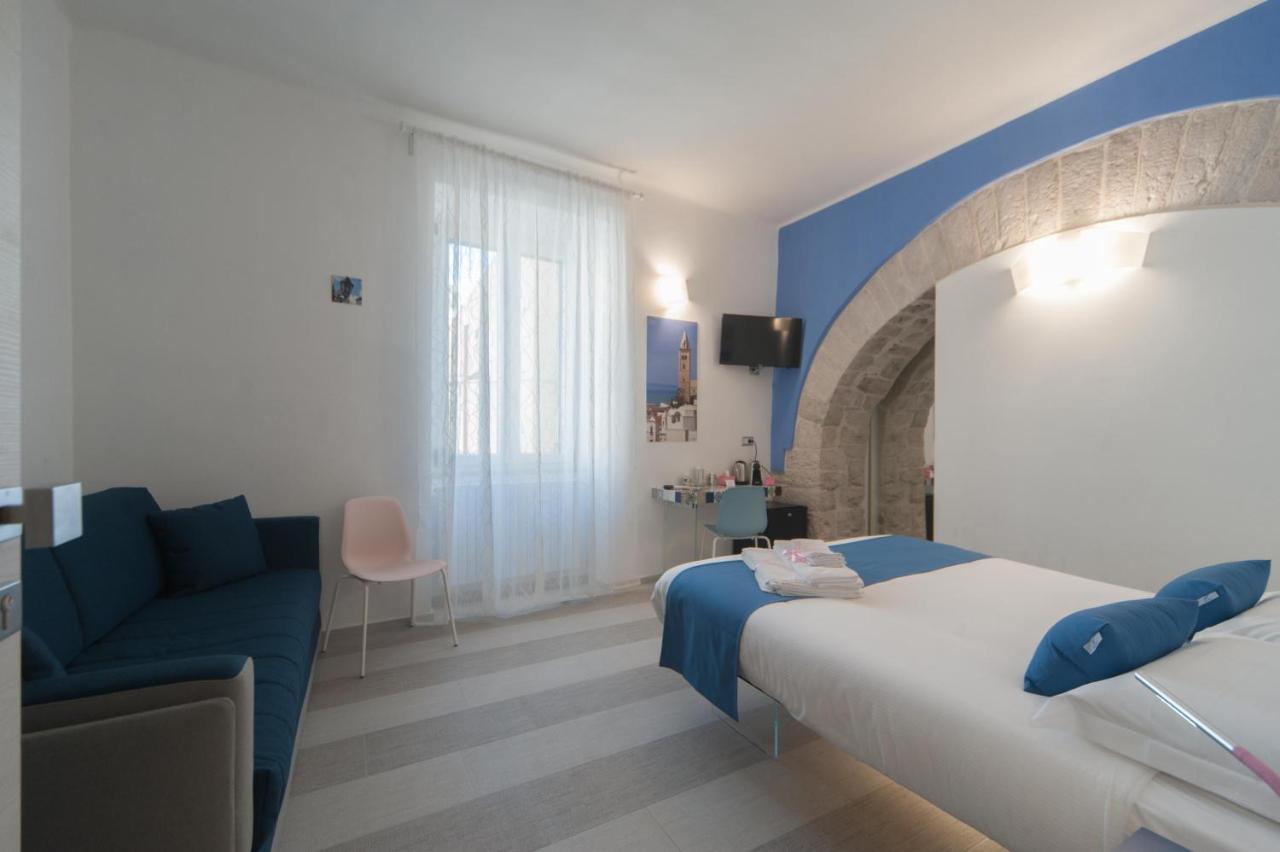 La Cattedrale Dai Tetti Bed and Breakfast Trani Εξωτερικό φωτογραφία