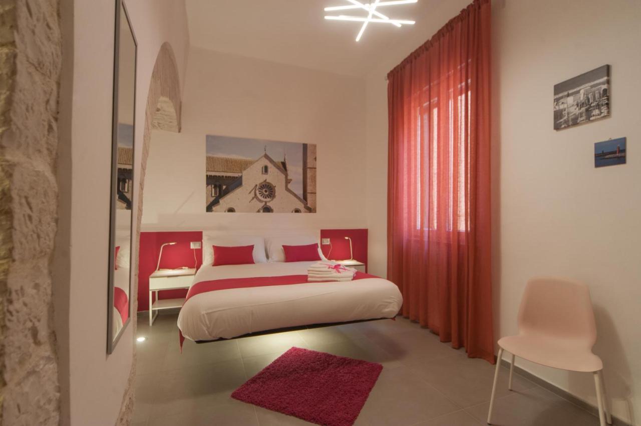 La Cattedrale Dai Tetti Bed and Breakfast Trani Εξωτερικό φωτογραφία