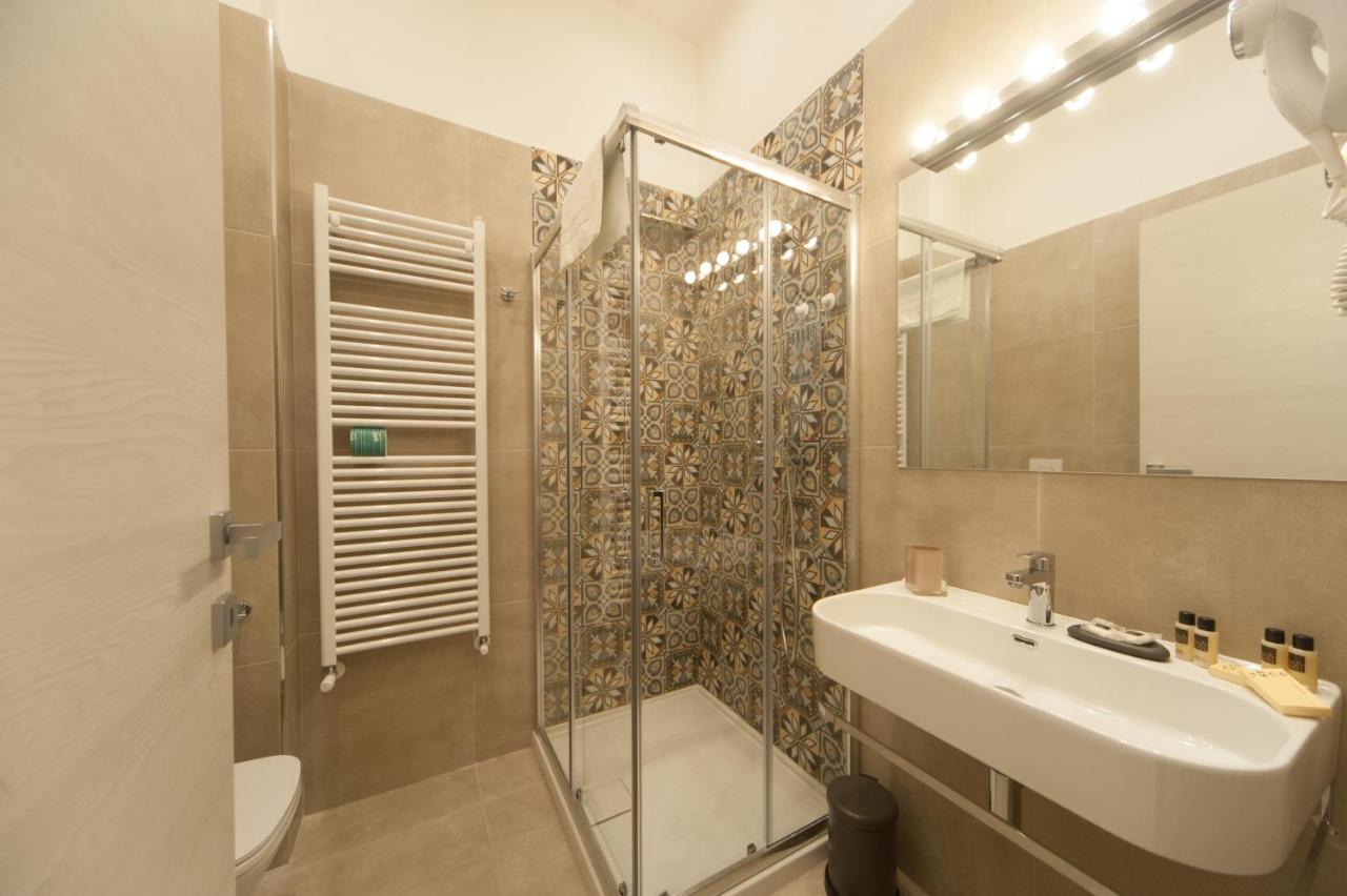 La Cattedrale Dai Tetti Bed and Breakfast Trani Εξωτερικό φωτογραφία