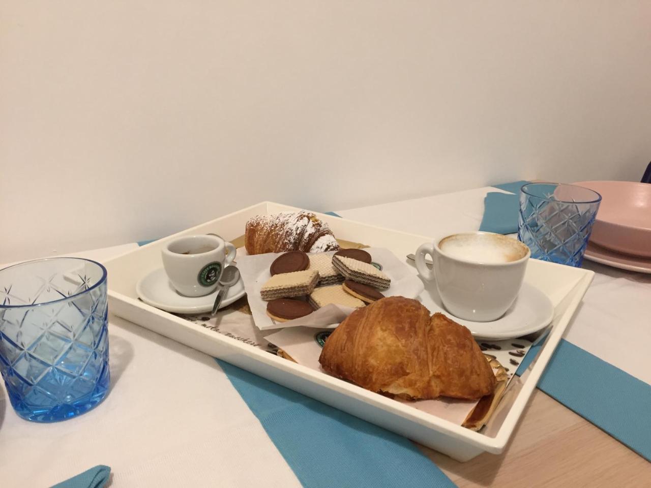 La Cattedrale Dai Tetti Bed and Breakfast Trani Εξωτερικό φωτογραφία